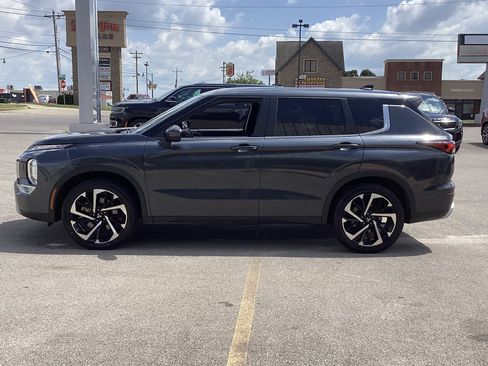 Used 2024 Mitsubishi Outlander SE AWD/4WD image 8