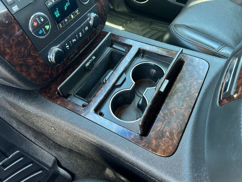 Used 2013 GMC Sierra 3500 Denali image 21