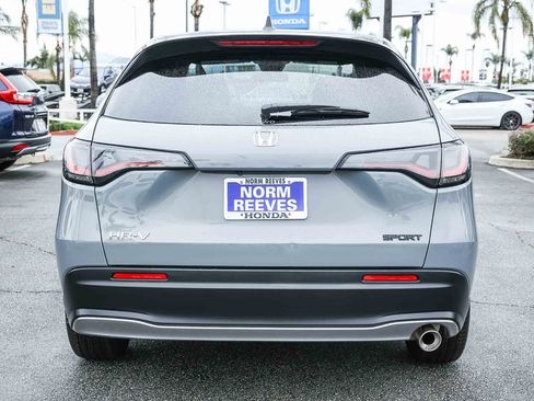 Used 2025 Honda HR-V Sport image 6