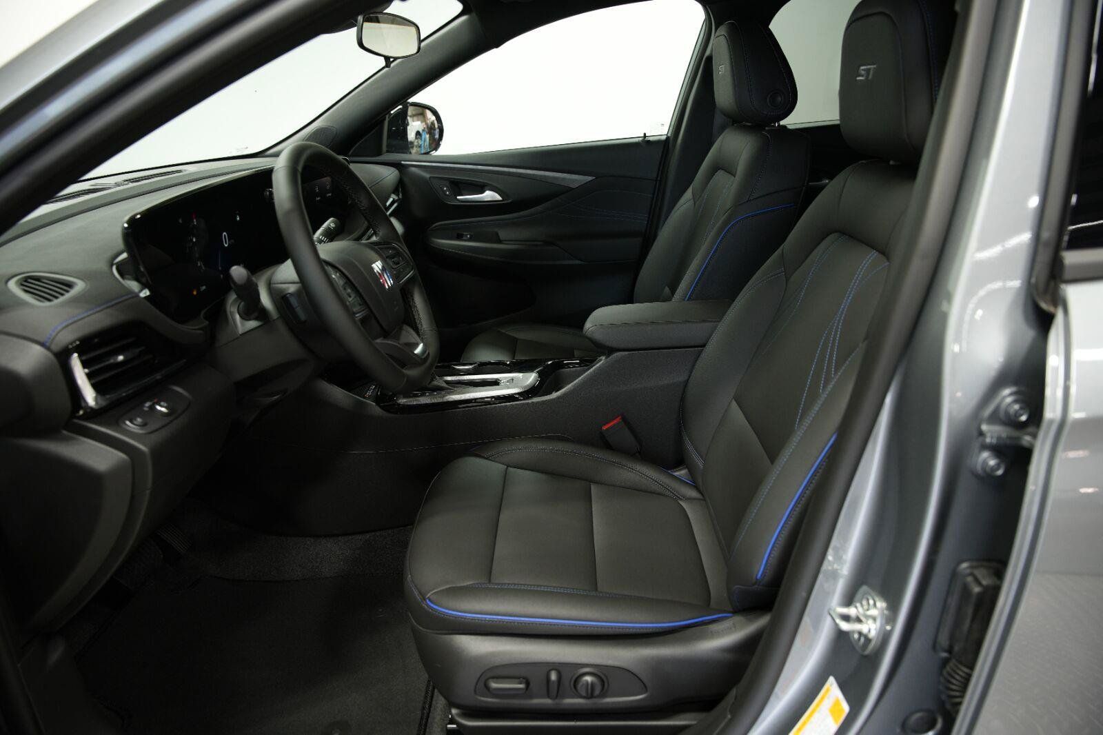 New 2026 Buick Envista Sport Touring w/ Convenience I Package FWD image 36