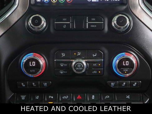 Used 2022 GMC Sierra 3500 Denali image 21