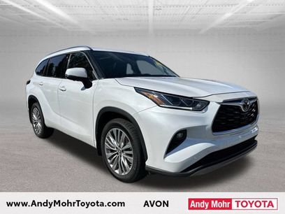 Used 2023 Toyota Highlander Platinum
