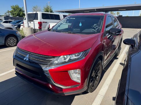Used 2019 Mitsubishi Eclipse Cross AWD image 2
