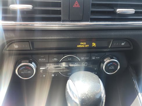 Used 2018 MAZDA CX-9 Touring w/ Touring Premium Package image 24