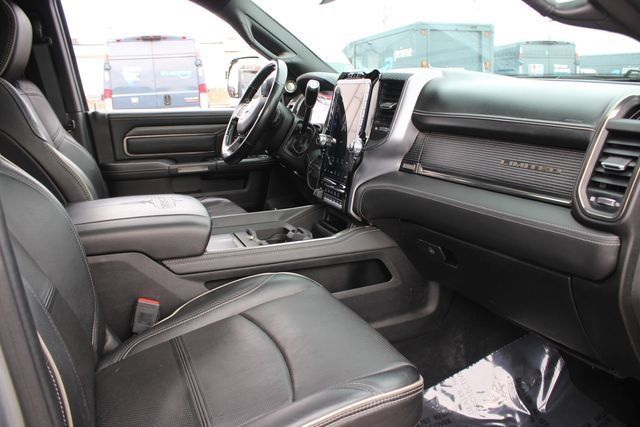 Used 2020 RAM 2500 Limited AWD/4WD image 34