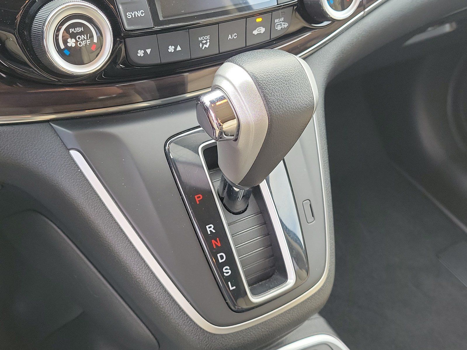 Used 2016 Honda CR-V Touring image 24
