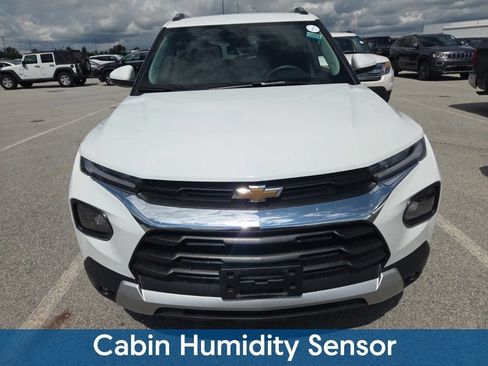 Used 2023 Chevrolet TrailBlazer LT w/ Convenience Package AWD/4WD image 8