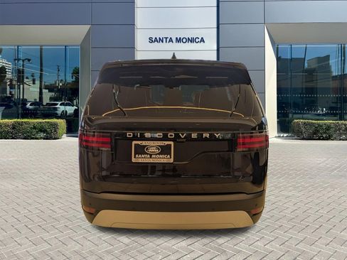 New 2026 Land Rover Discovery S AWD/4WD image 5