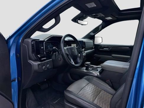 Used 2024 Chevrolet Silverado 1500 ZR2 w/ Technology Package AWD/4WD image 24