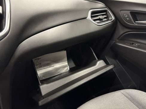 Used 2018 Chevrolet Equinox LT AWD/4WD image 26