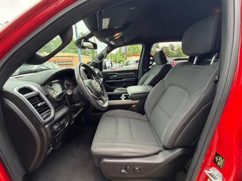 Used 2019 RAM 1500 Big Horn AWD/4WD image 9