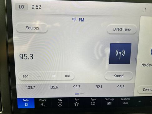 Used 2023 Ford F350 Lariat AWD/4WD image 26