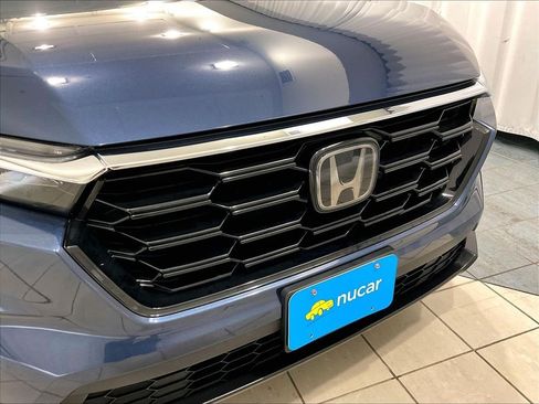 Certified 2025 Honda CR-V EX image 31