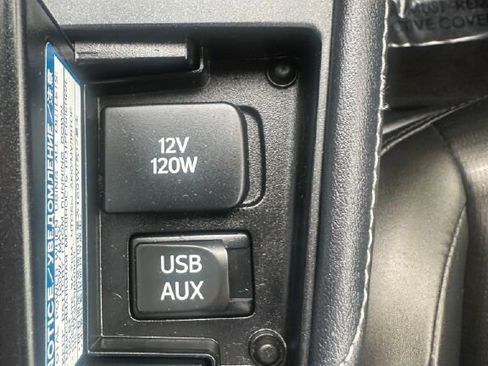 Used 2013 Lexus CT 200h image 19
