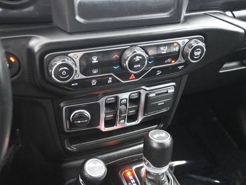 Used 2021 Jeep Wrangler Unlimited Sport AWD/4WD image 17
