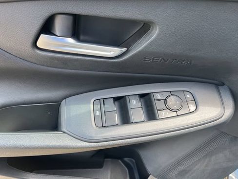 New 2026 Nissan Sentra SV w/ SV Convenience Package FWD image 11