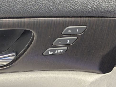 Used 2014 Honda Accord Touring image 19