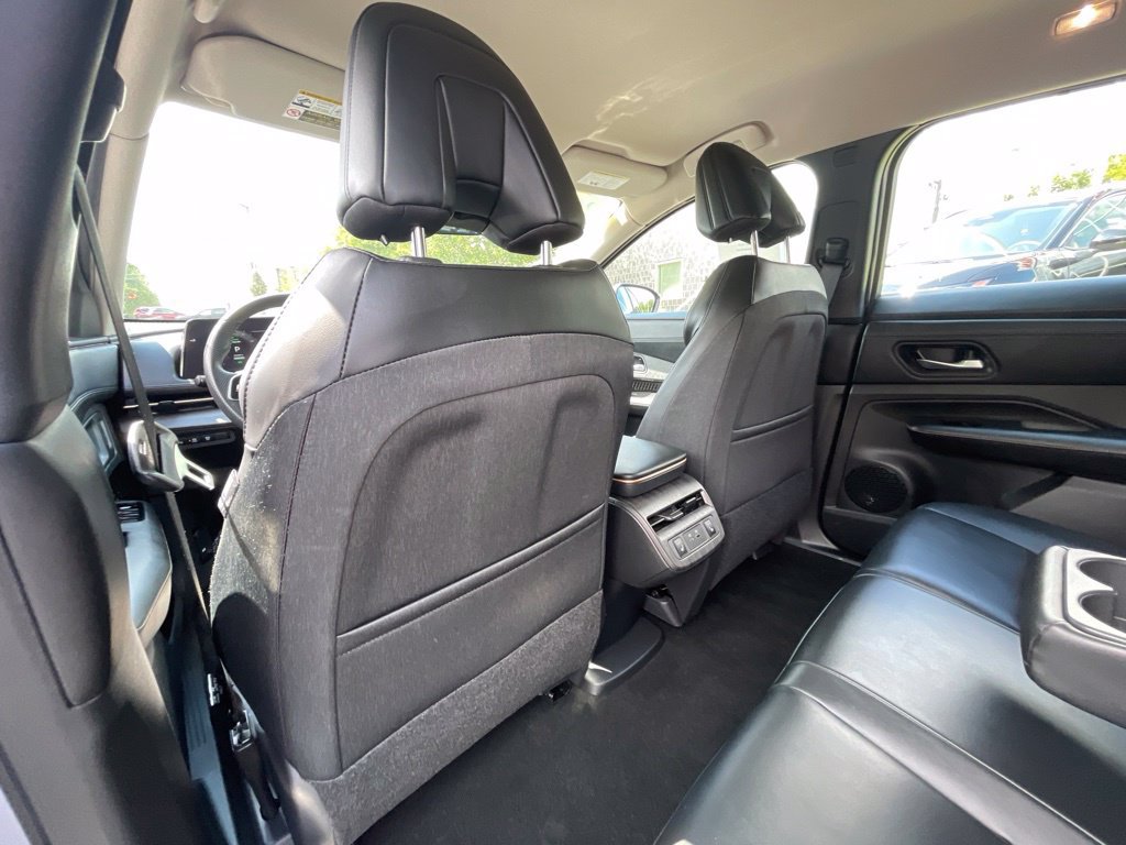 Certified 2024 Nissan Ariya FWD image 20