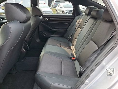 Used 2019 Honda Accord Sport image 13