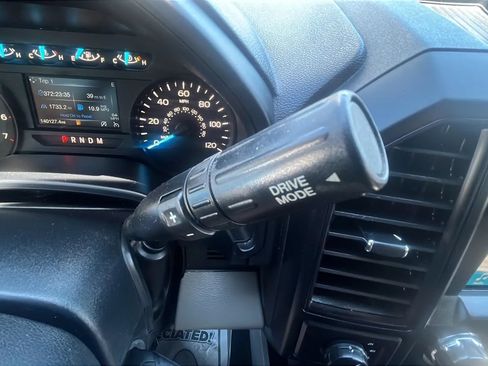 Used 2018 Ford F150 XL w/ Equipment Group 101A Mid AWD/4WD image 37