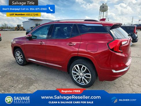 Used 2023 GMC Terrain Denali AWD/4WD image 3
