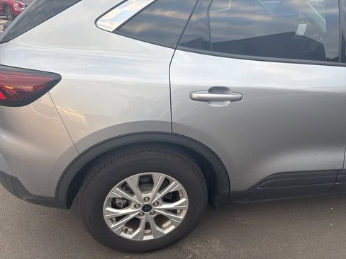 Used 2024 Ford Escape Active image 13