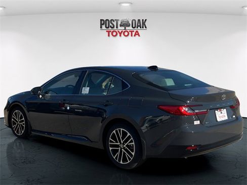 New 2026 Toyota Camry XLE image 5