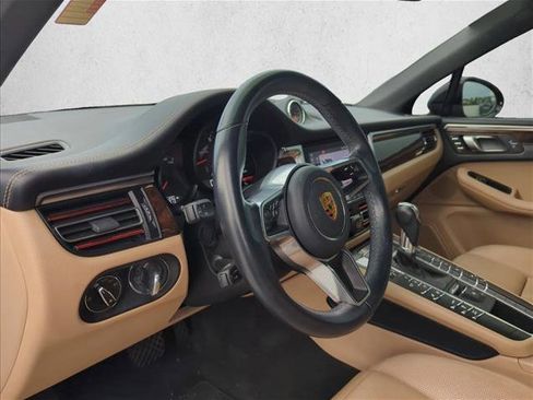 Used 2020 Porsche Macan AWD/4WD image 14