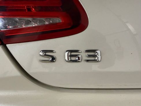 Used 2015 Mercedes-Benz S 63 AMG 4MATIC Coupe image 13