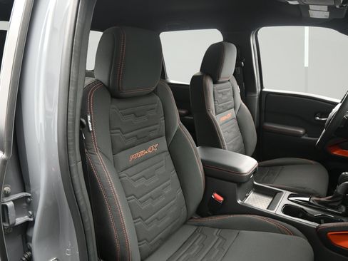 Certified 2025 Nissan Frontier PRO-4X AWD/4WD image 14