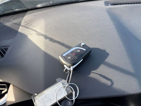 Used 2025 Toyota RAV4 LE image 21