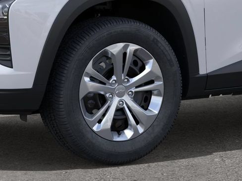 New 2026 Chevrolet Trax LS FWD image 9