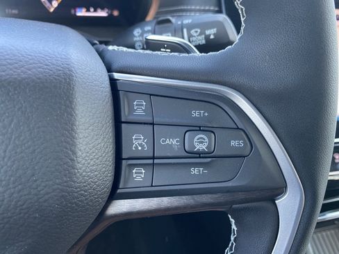 New 2026 Jeep Grand Cherokee L 4WD image 29