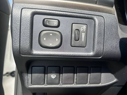 Used 2015 Lexus CT 200h FWD image 20