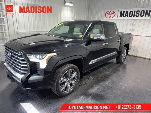 Used 2023 Toyota Tundra Capstone AWD/4WD image 1
