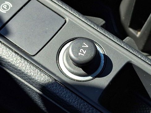 Used 2022 Audi Q3 2.0T Premium Plus w/ Premium Plus Package image 32