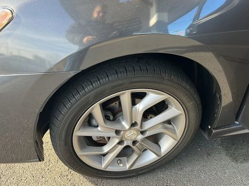 Used 2015 Nissan Sentra SR image 17