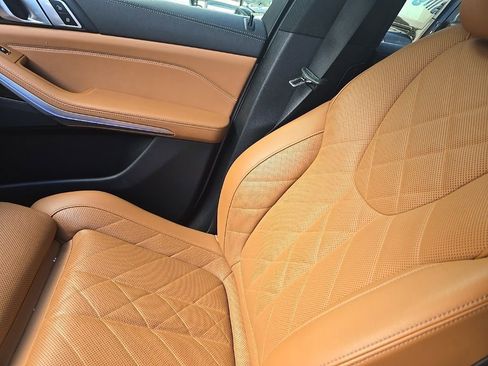 Used 2023 BMW X5 sDrive40i image 6