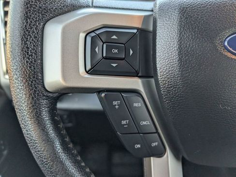 Used 2016 Ford F150 Lariat image 28