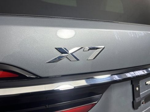 Used 2023 BMW X7 xDrive40i w/ Executive Package image 20