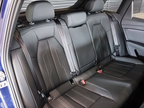 Used 2025 Audi Q4 e-tron Prestige w/ Sport Package image 7