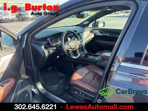 Used 2020 Cadillac XT5 Premium Luxury AWD/4WD image 6