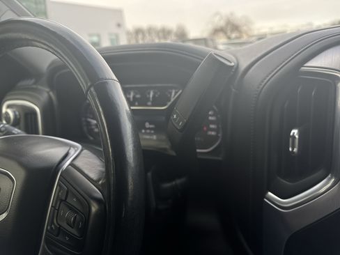 Used 2019 GMC Sierra 1500 Elevation image 16