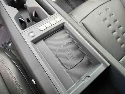 New 2026 Kia EV9 Wind image 21