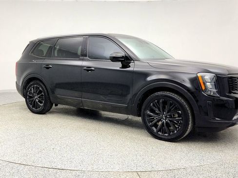 Used 2022 Kia Telluride SX w/ Towing Package image 3