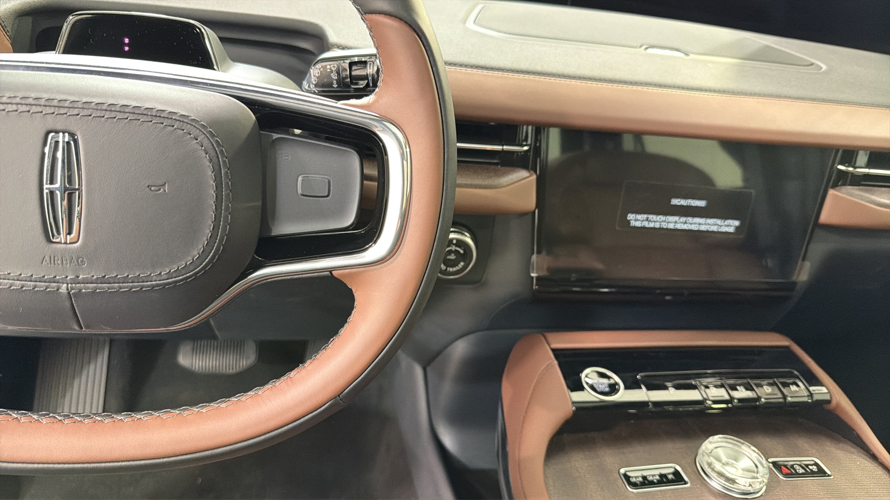 New 2026 Lincoln Navigator Reserve AWD/4WD image 14