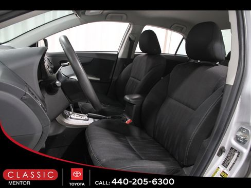 Used 2012 Toyota Corolla S image 5