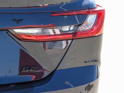 Certified 2025 Toyota Camry SE w/ Convenience Package FWD image 12