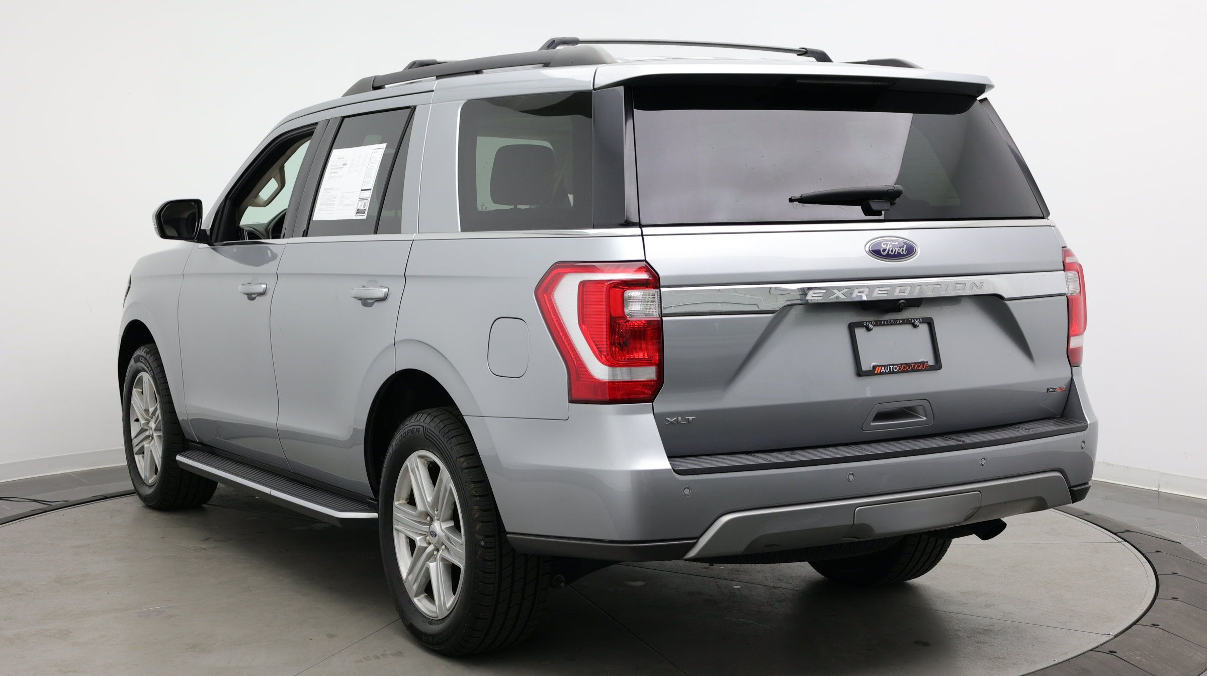 Used 2021 Ford Expedition XLT AWD/4WD image 7