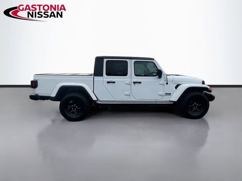 Used 2021 Jeep Gladiator Sport image 10